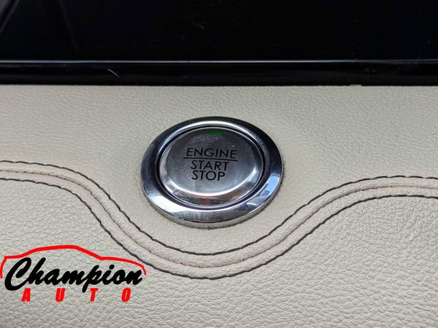Used 2019 Lincoln Navigator Select w/ Technology Package RWD image 34