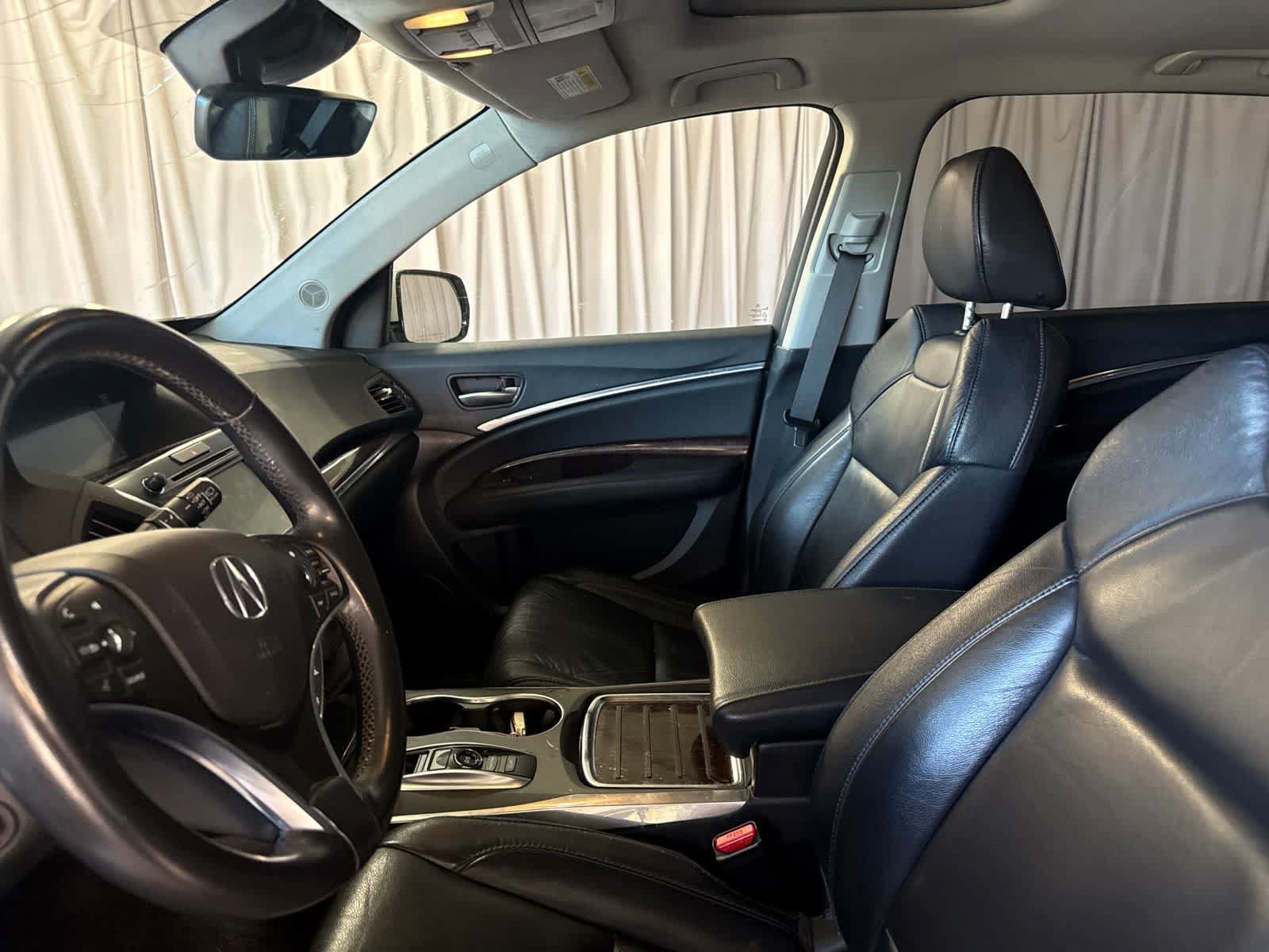 Used 2020 Acura MDX FWD image 19