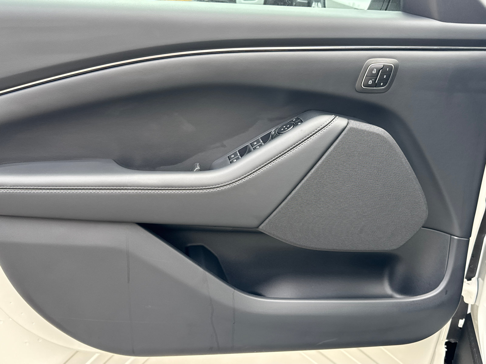 New 2026 Ford Mustang Mach-E Select w/ Comfort Package Lite RWD image 11