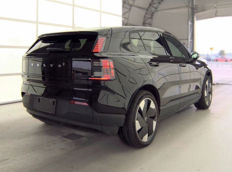 Used 2025 Volvo EX30 Plus w/ Climate Package AWD/4WD image 2