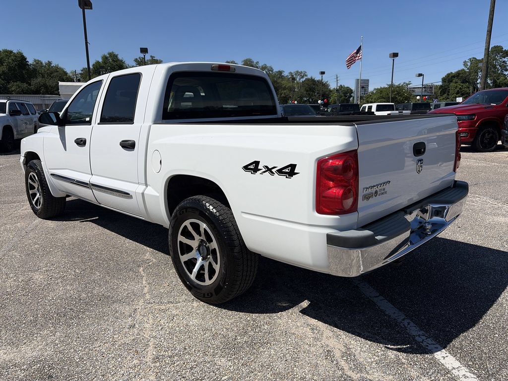 Used 2005 Dodge Dakota Laramie AWD/4WD image 4
