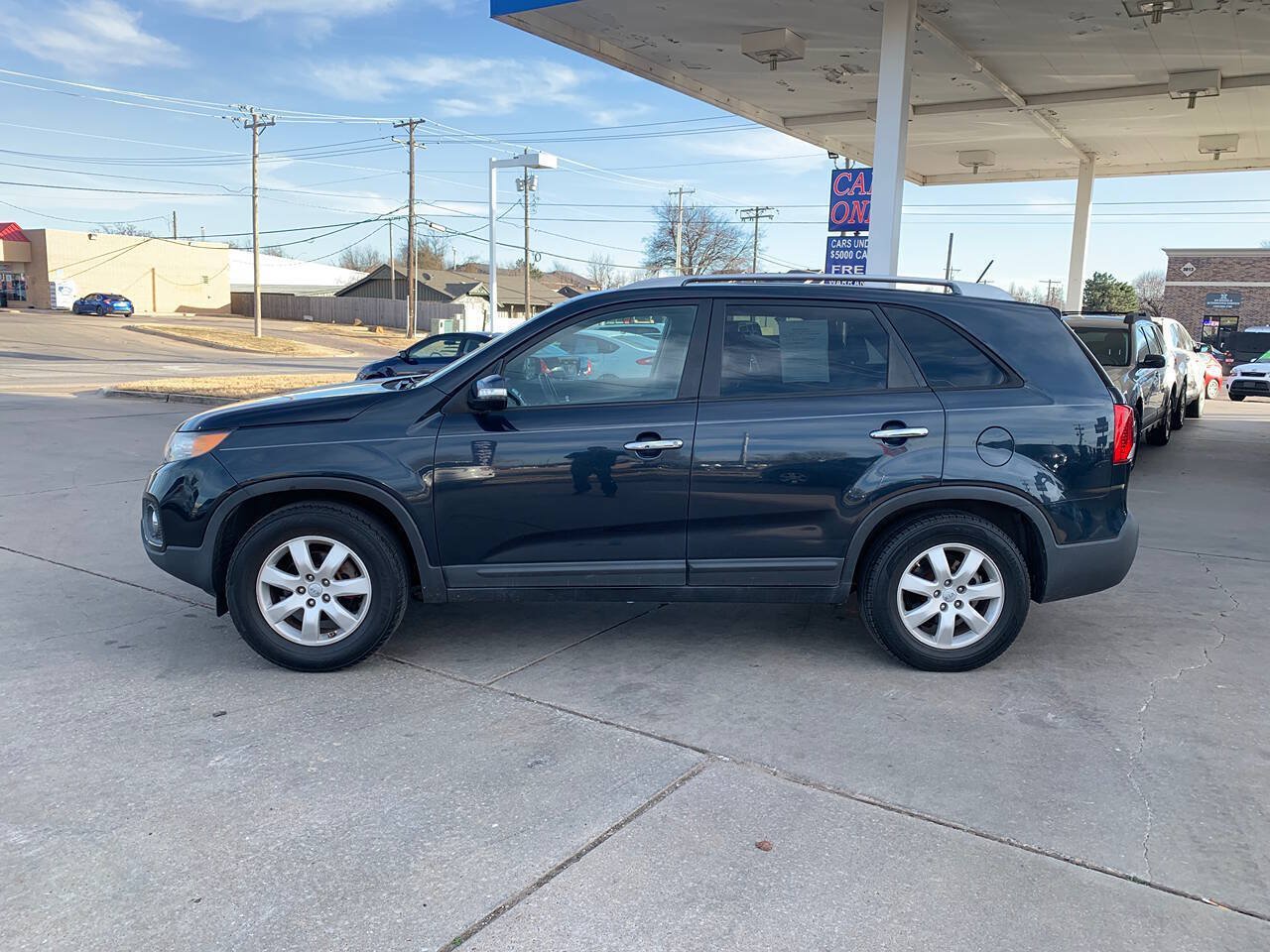 Used 2012 Kia Sorento LX w/ Convenience Pkg FWD image 4