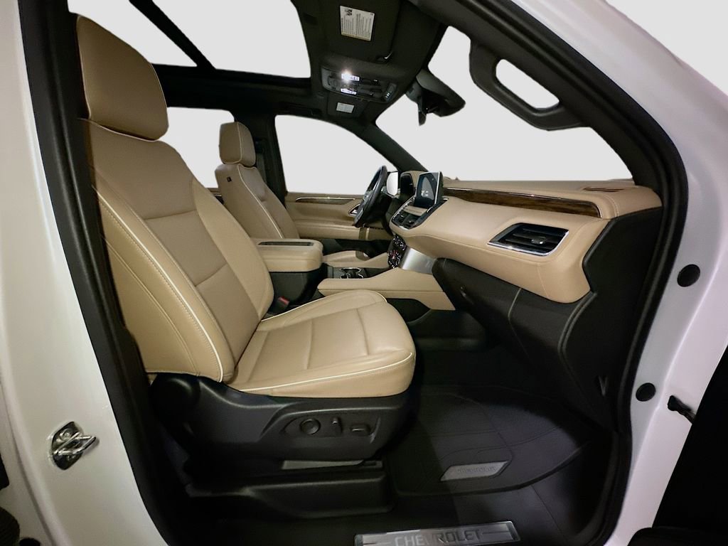 Used 2023 Chevrolet Tahoe Premier AWD/4WD image 39