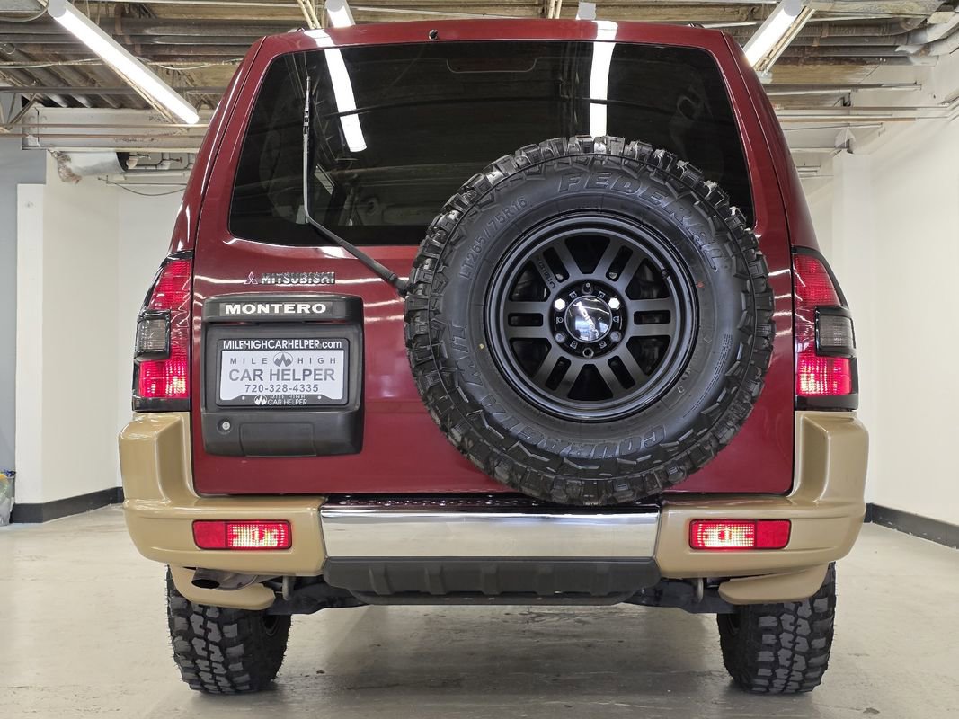 Used 2002 Mitsubishi Montero XLS AWD/4WD image 12