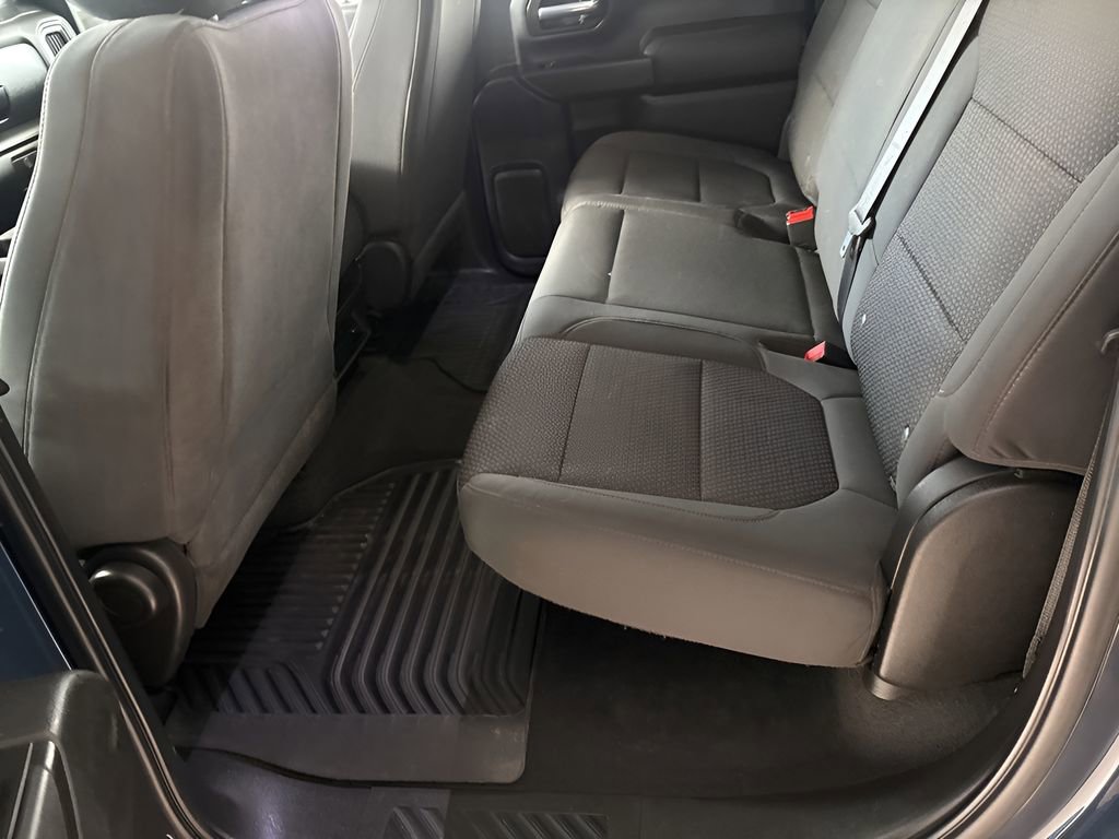 Used 2020 Chevrolet Silverado 2500 Custom w/ Custom Value Package image 21