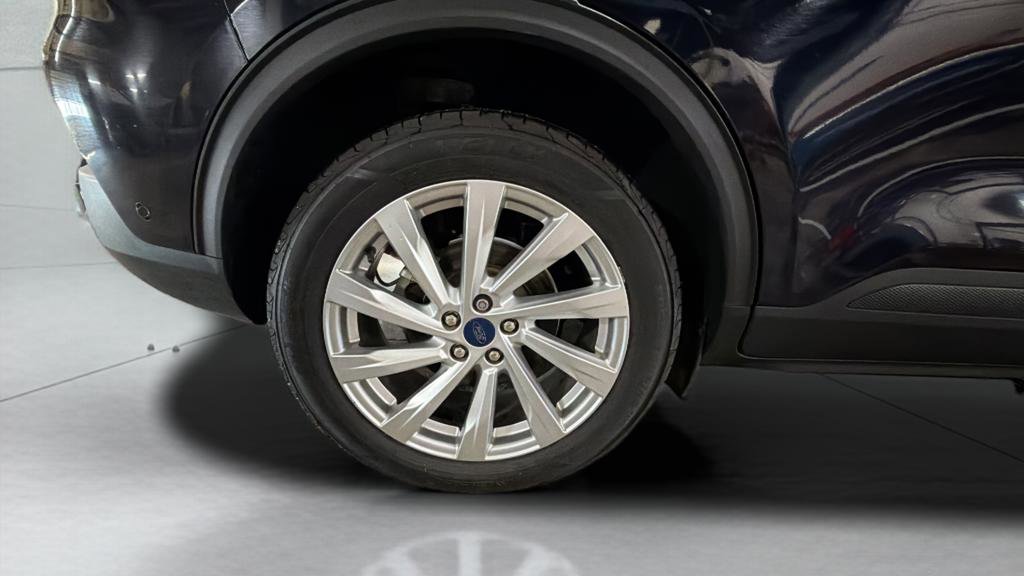 Used 2021 Ford Escape Titanium w/ Titanium Elite Package image 15