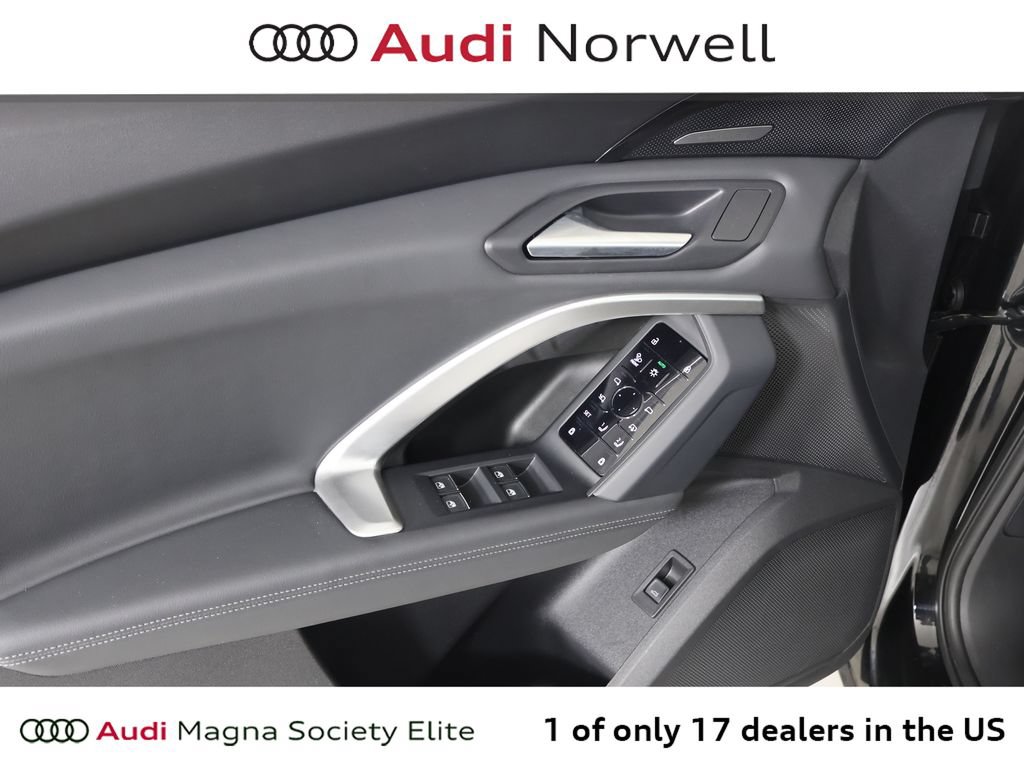 Used 2025 Audi Q5 Prestige AWD/4WD image 21