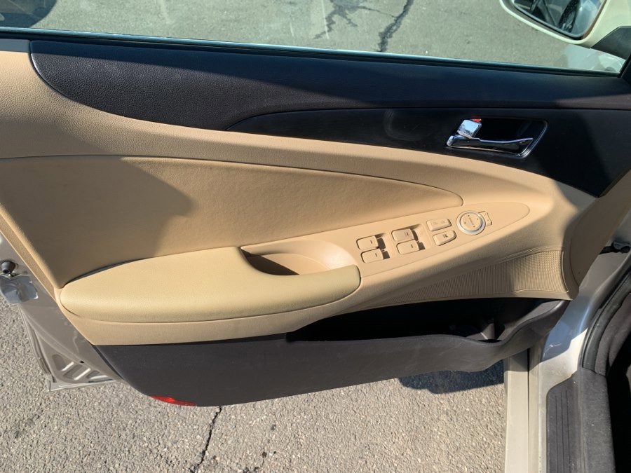 Used 2011 Hyundai Sonata GLS w/ Popular Equipment Pkg 2 FWD image 3