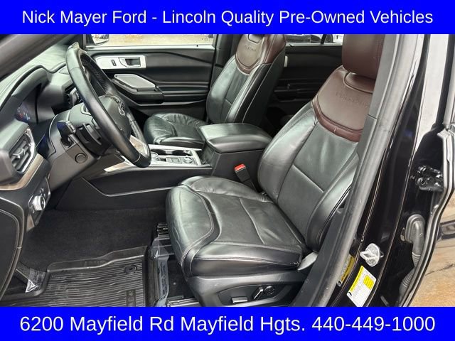 Used 2020 Ford Explorer Platinum w/ Premium Technology Package image 28