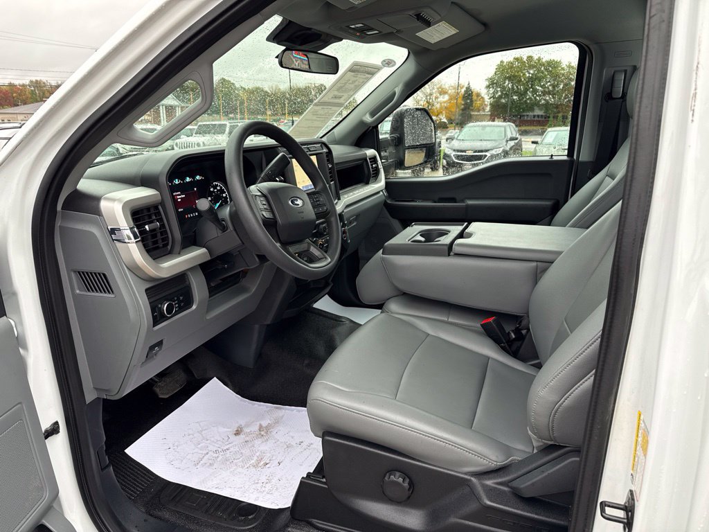 Used 2023 Ford F250 XL w/ Snow Plow Prep Package AWD/4WD image 20