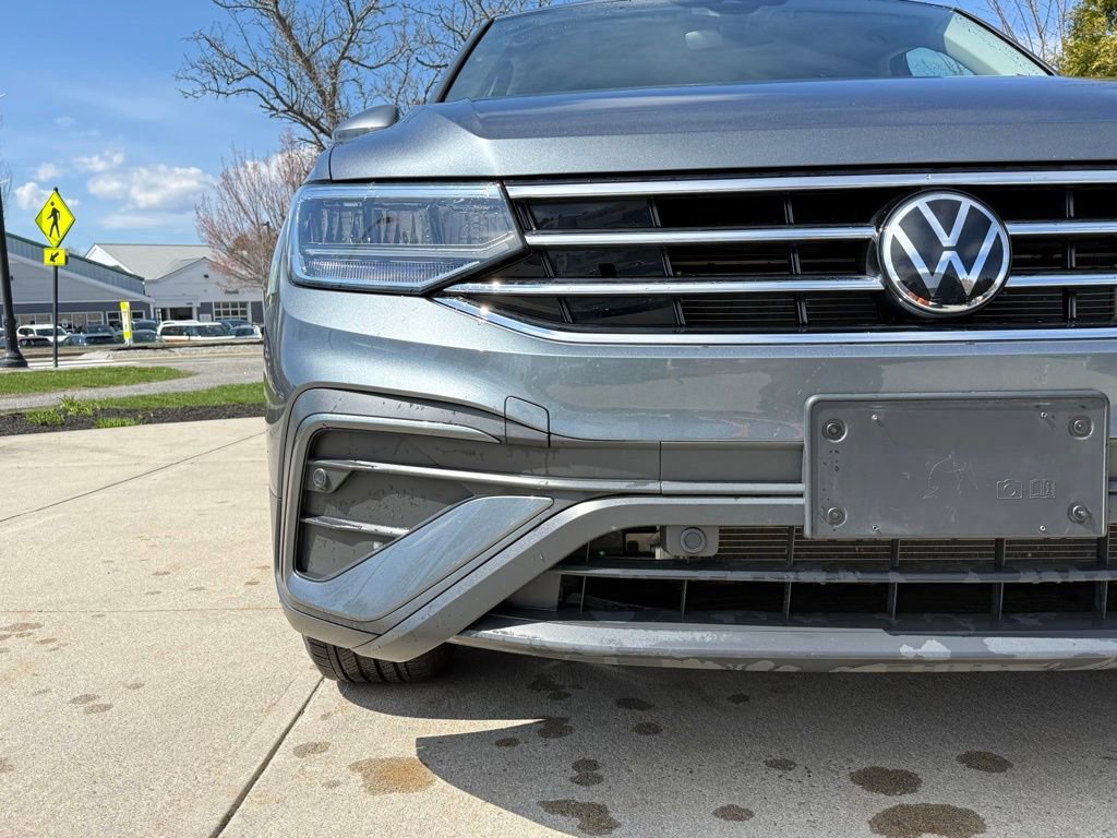 Used 2024 Volkswagen Tiguan SE AWD/4WD image 5