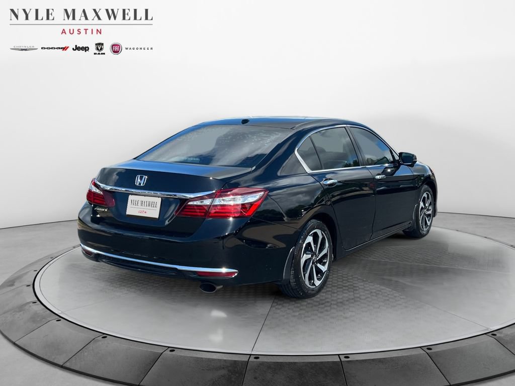 Used 2017 Honda Accord EX image 16