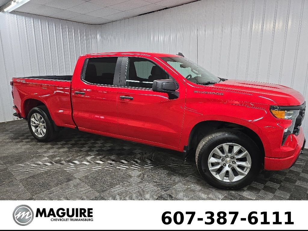 Used 2023 Chevrolet Silverado 1500 Custom AWD/4WD image 1