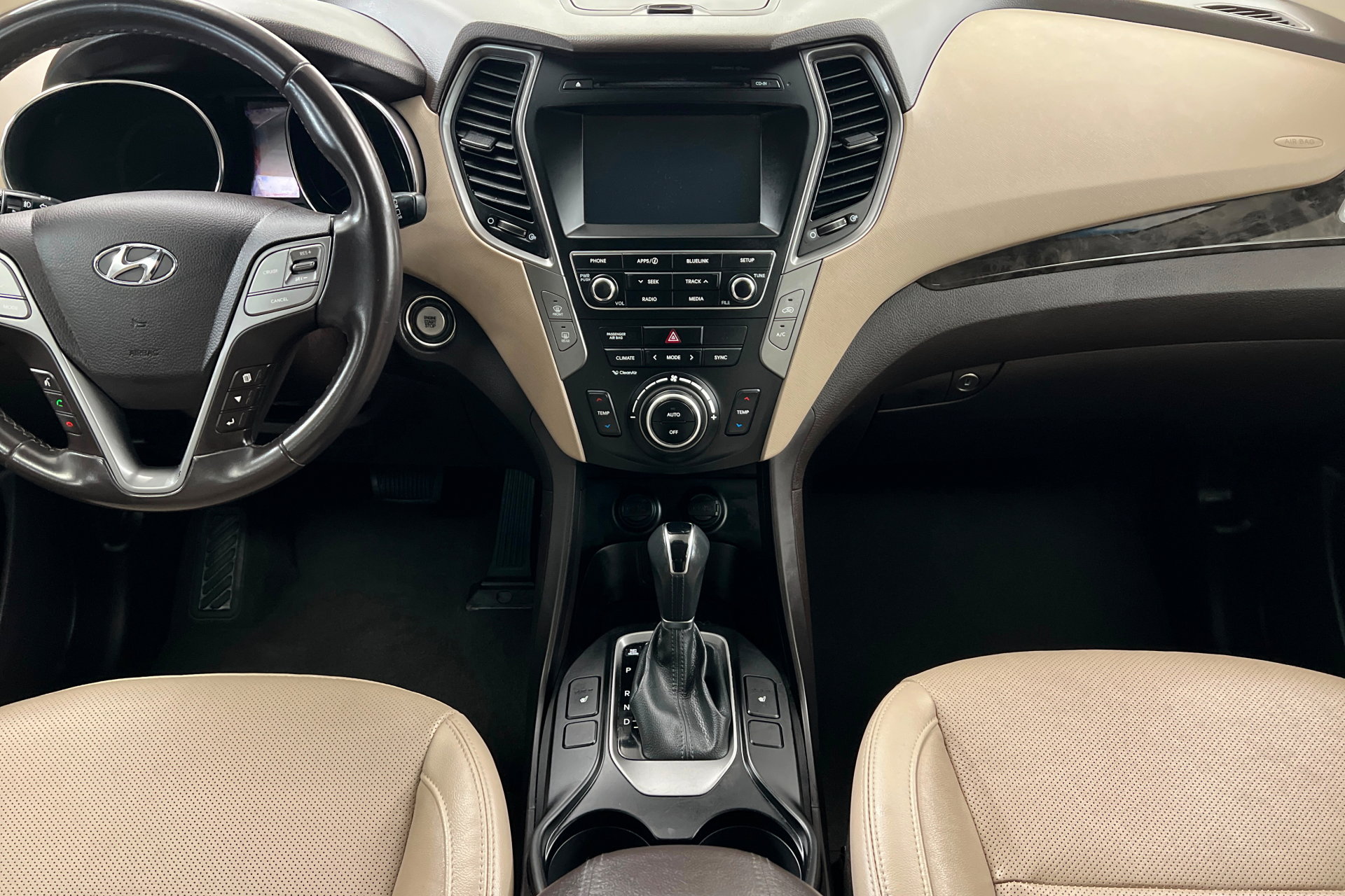 Used 2017 Hyundai Santa Fe Sport image 14