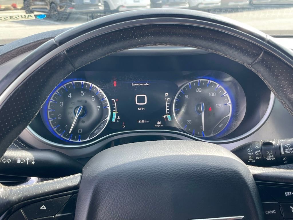 Used 2018 Chrysler Pacifica Limited w/ Advanced Safetytec Group image 14