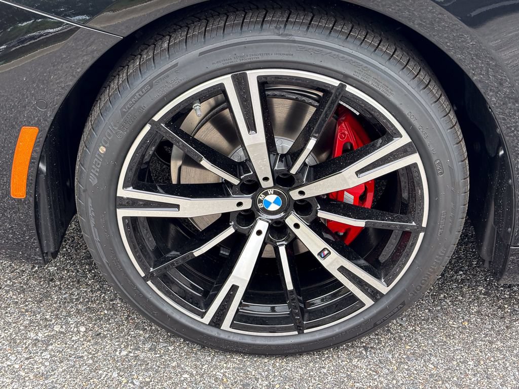New 2027 BMW 530i xDrive w/ M Sport Package AWD/4WD image 8