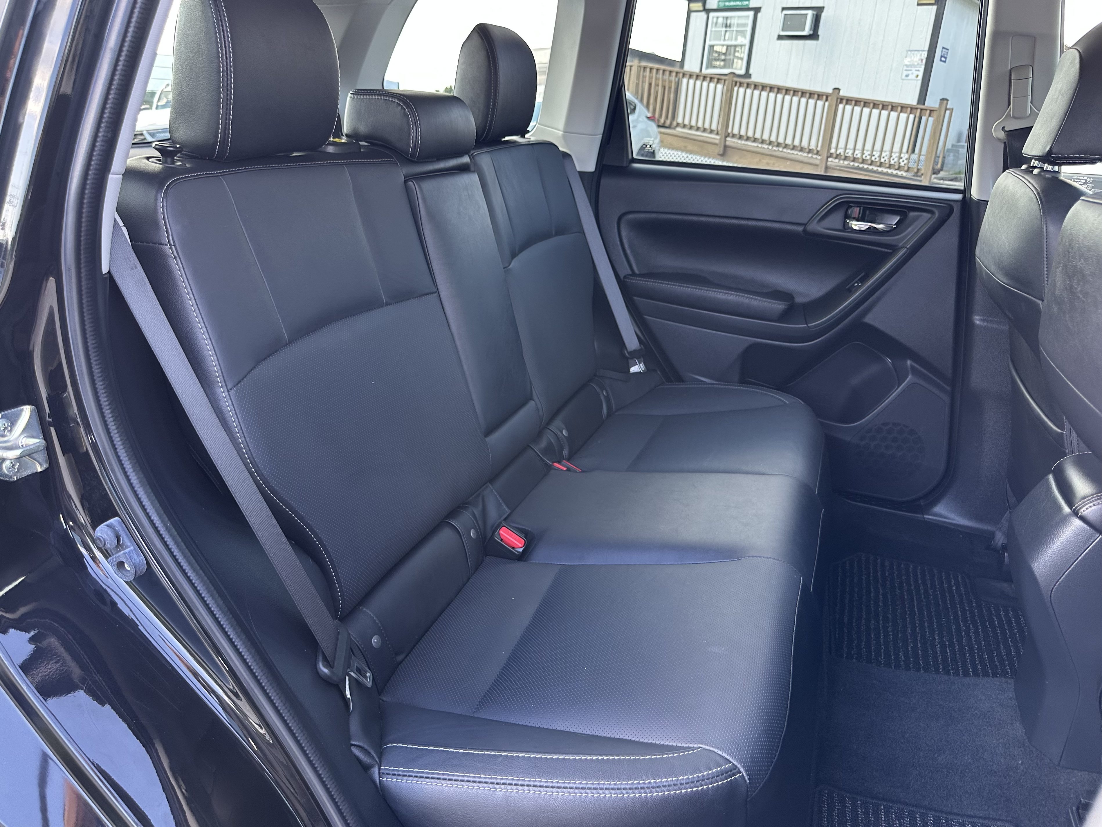 Used 2018 Subaru Forester 2.5i Limited AWD/4WD image 11