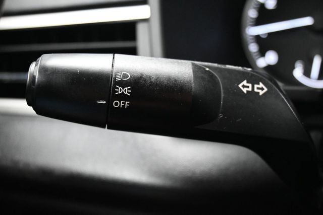 Used 2022 Mitsubishi Outlander ES FWD image 18