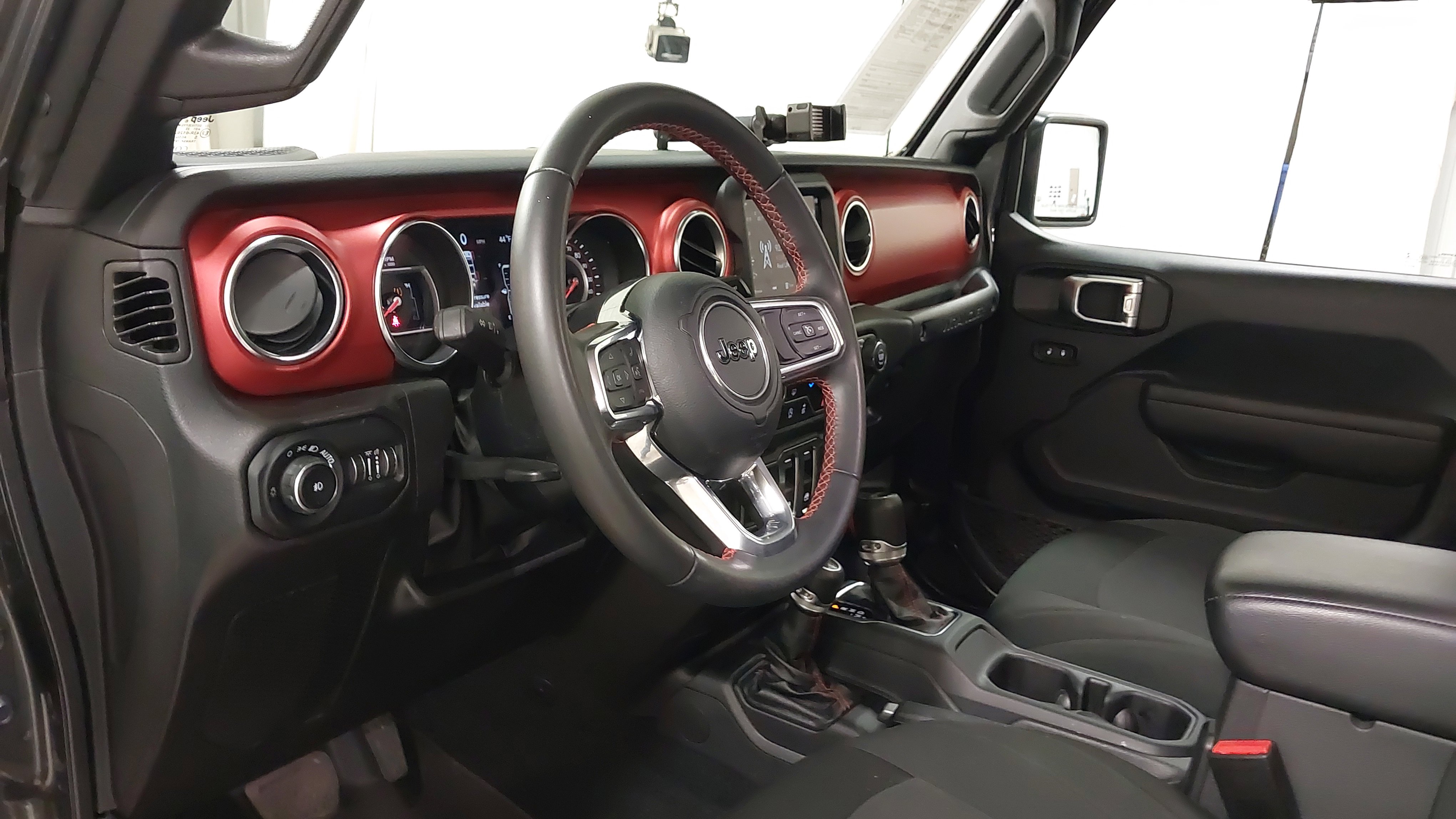 Used 2022 Jeep Wrangler Rubicon w/ Steel Bumper Group image 17