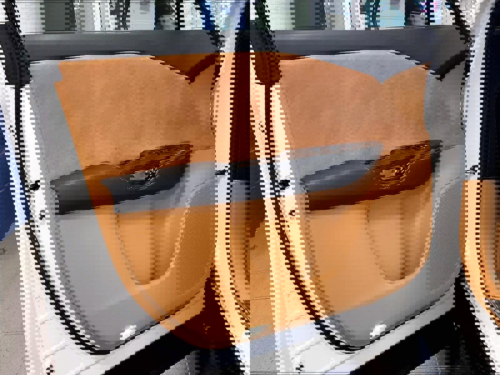 Used 2023 Lexus RZ 450e Premium w/ Accessory Package (2T) AWD/4WD image 9