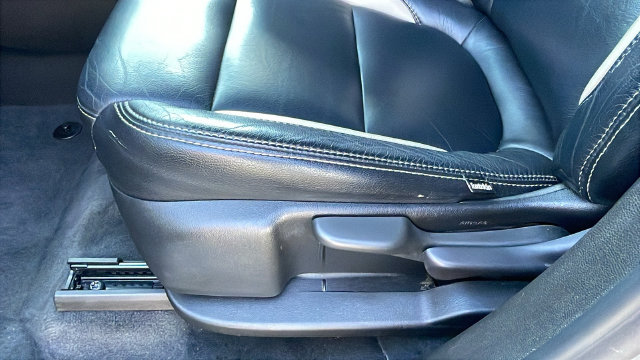 Used 2023 Chevrolet Traverse LS FWD image 29
