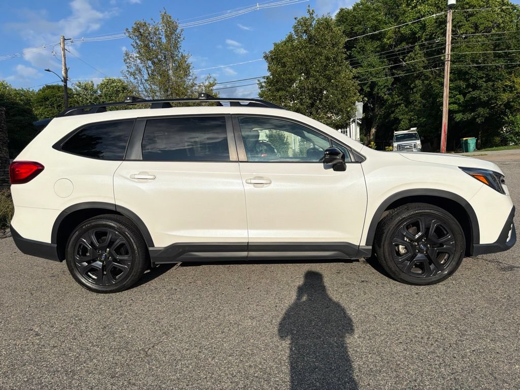Used 2023 Subaru Ascent Onyx Edition AWD/4WD image 8