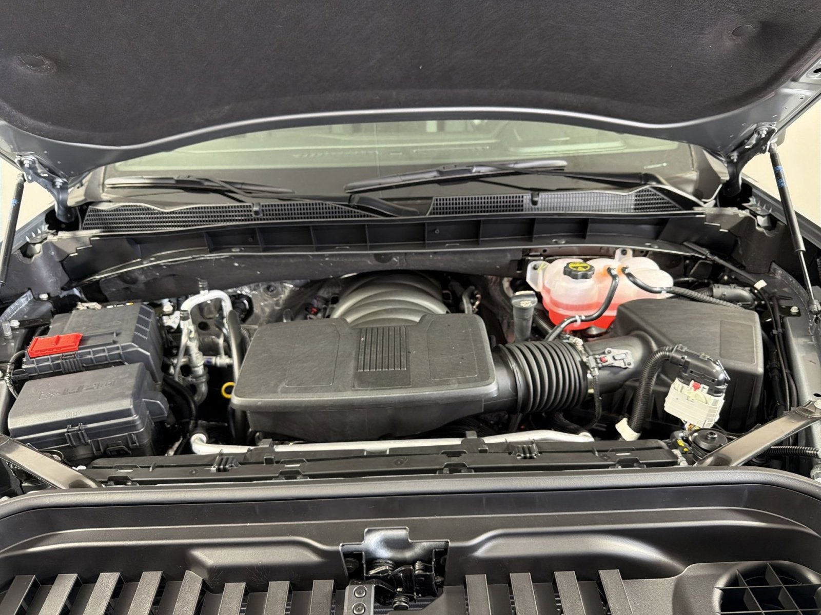 New 2026 GMC Sierra 1500 SLE w/ Preferred Package image 28