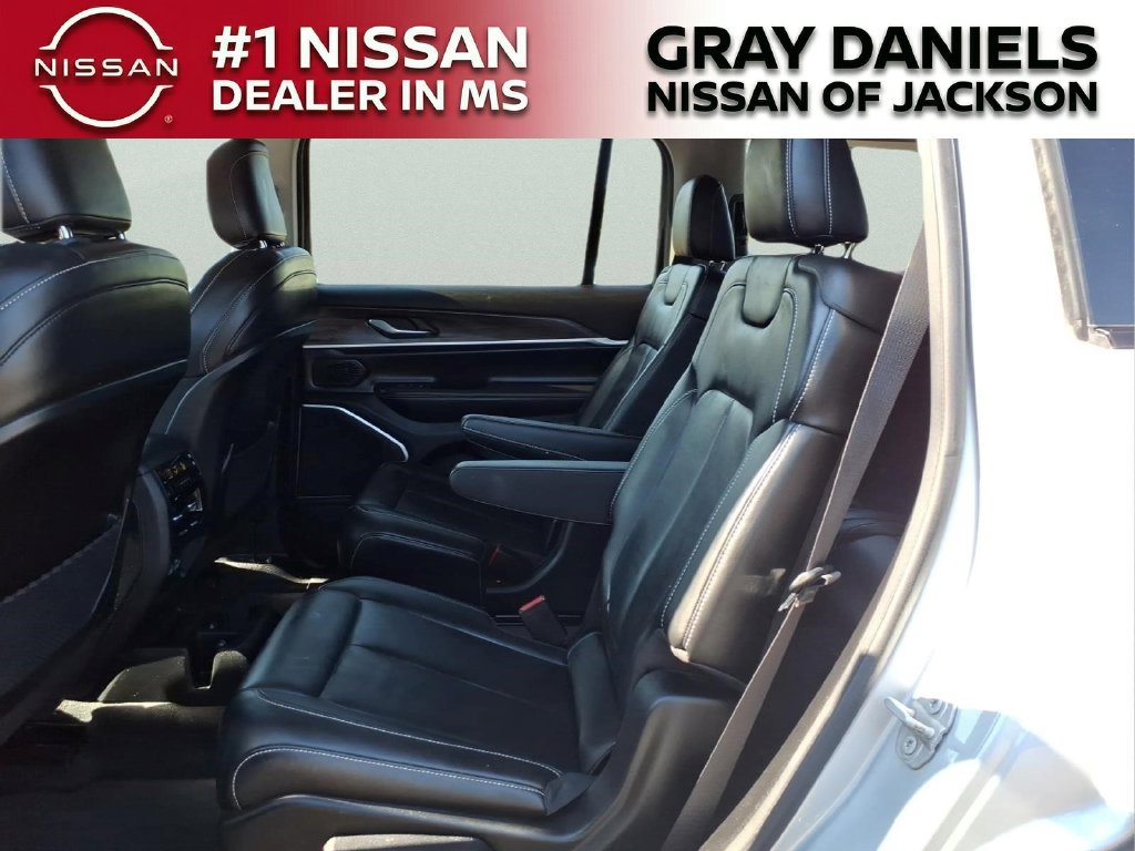 Used 2021 Jeep Grand Cherokee L Limited AWD/4WD image 26