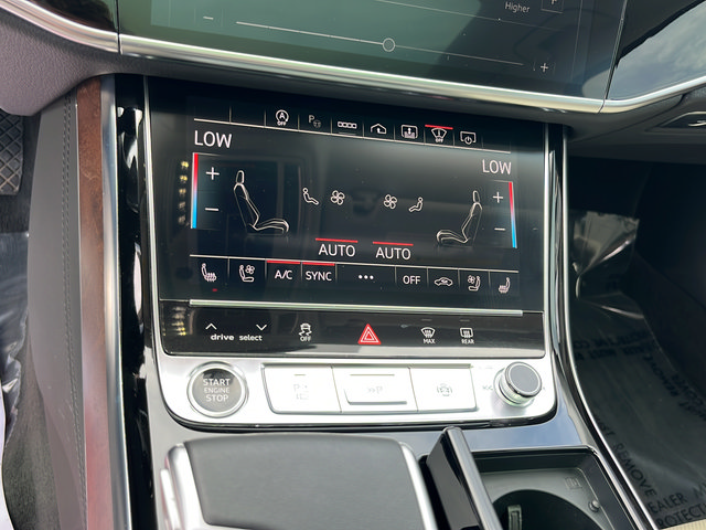 Used 2023 Audi A8 L 3.0T w/ Comfort Plus Package AWD/4WD image 22