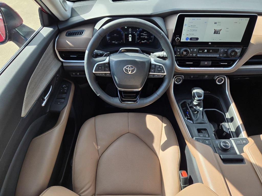Used 2026 Toyota Grand Highlander AWD image 14
