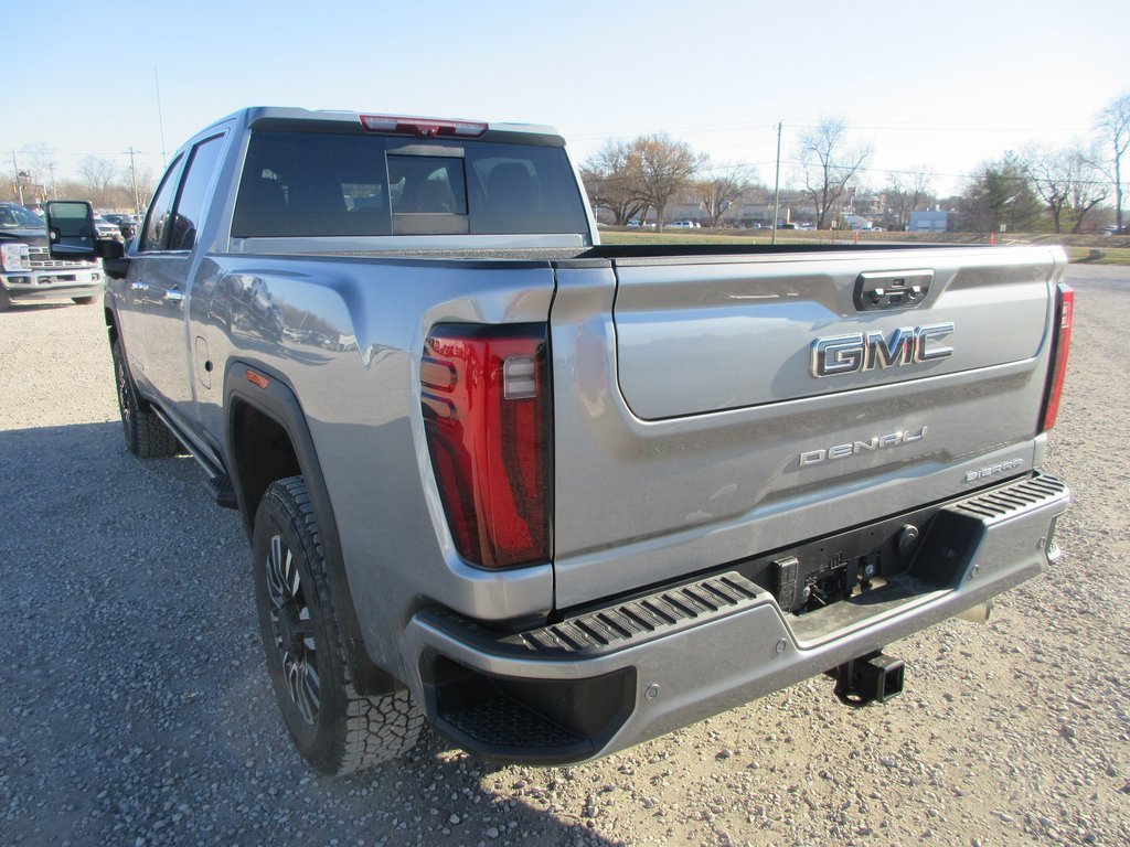 New 2026 GMC Sierra 2500 Denali Ultimate image 9