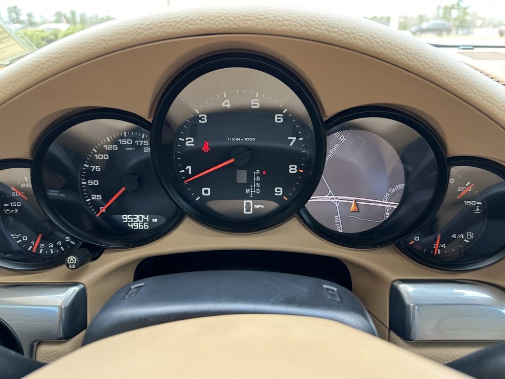 Used 2012 Porsche 911 Carrera image 10