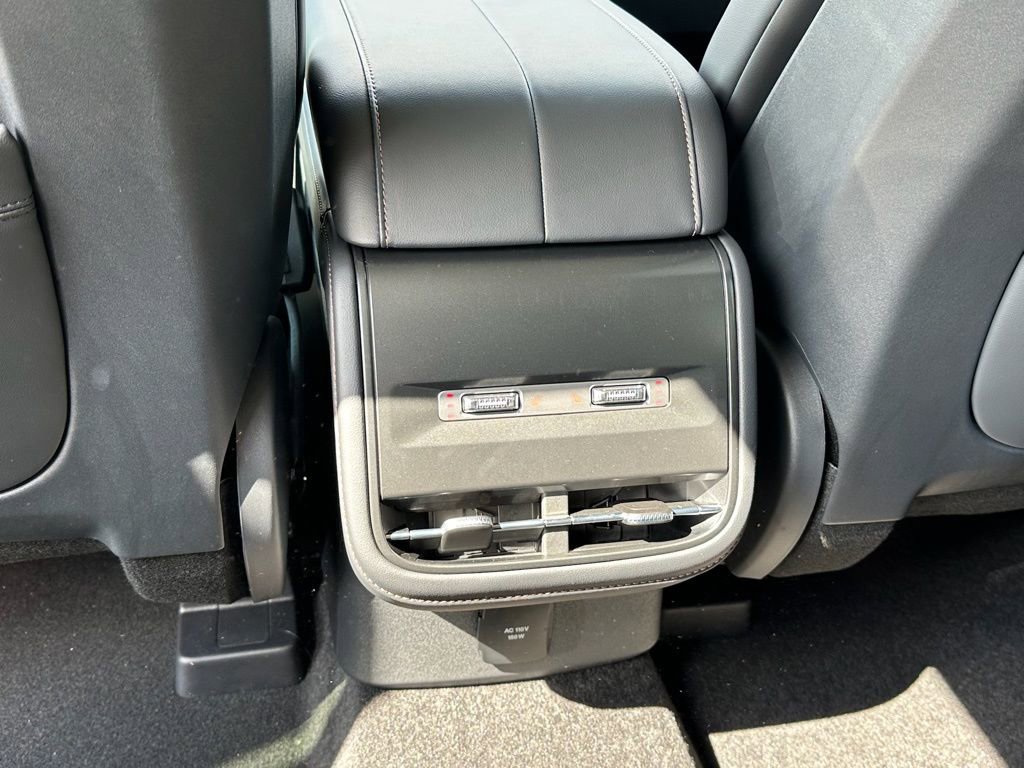 New 2026 Lincoln Nautilus Reserve w/ Jet Appearance Package AWD/4WD image 20