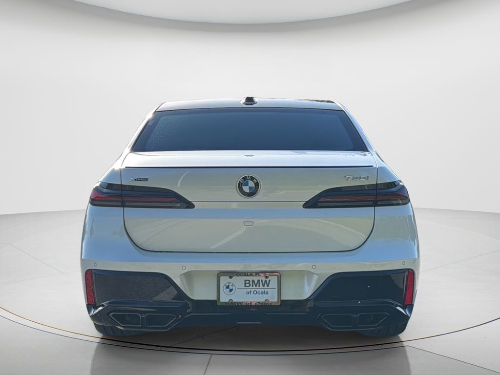 New 2026 BMW 760i xDrive image 14