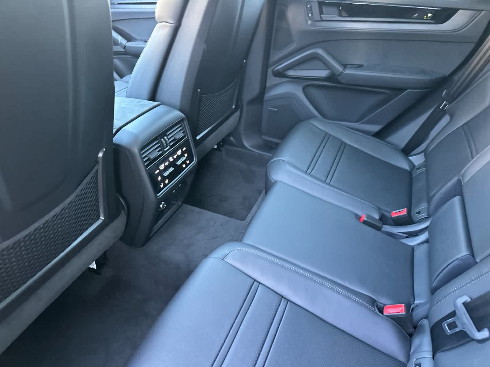 New 2026 Porsche Cayenne GTS AWD/4WD image 13