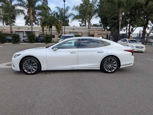 Used 2021 Lexus LS 500 w/ Accessory Package (Z2) image 9
