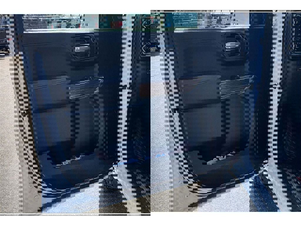 Used 2022 Chevrolet Silverado 1500 LT Trail Boss w/ Safety Package image 24