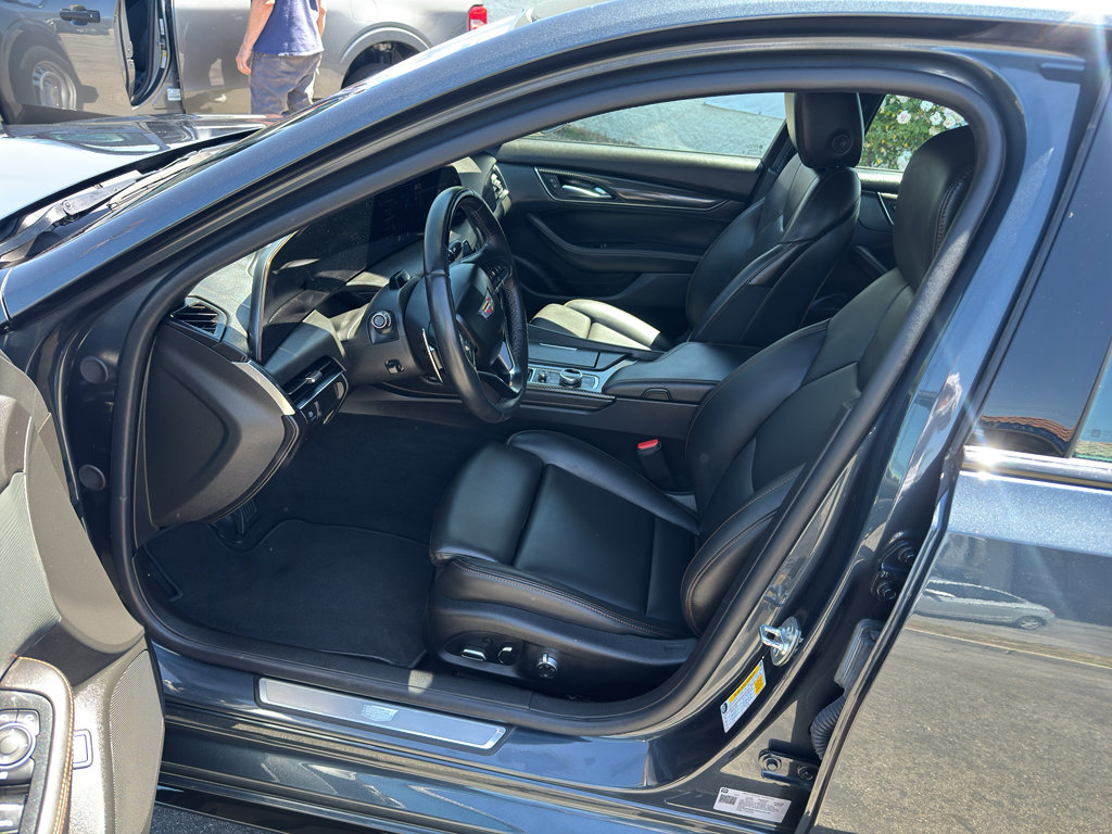 Used 2025 Cadillac CT5 Sport RWD image 15