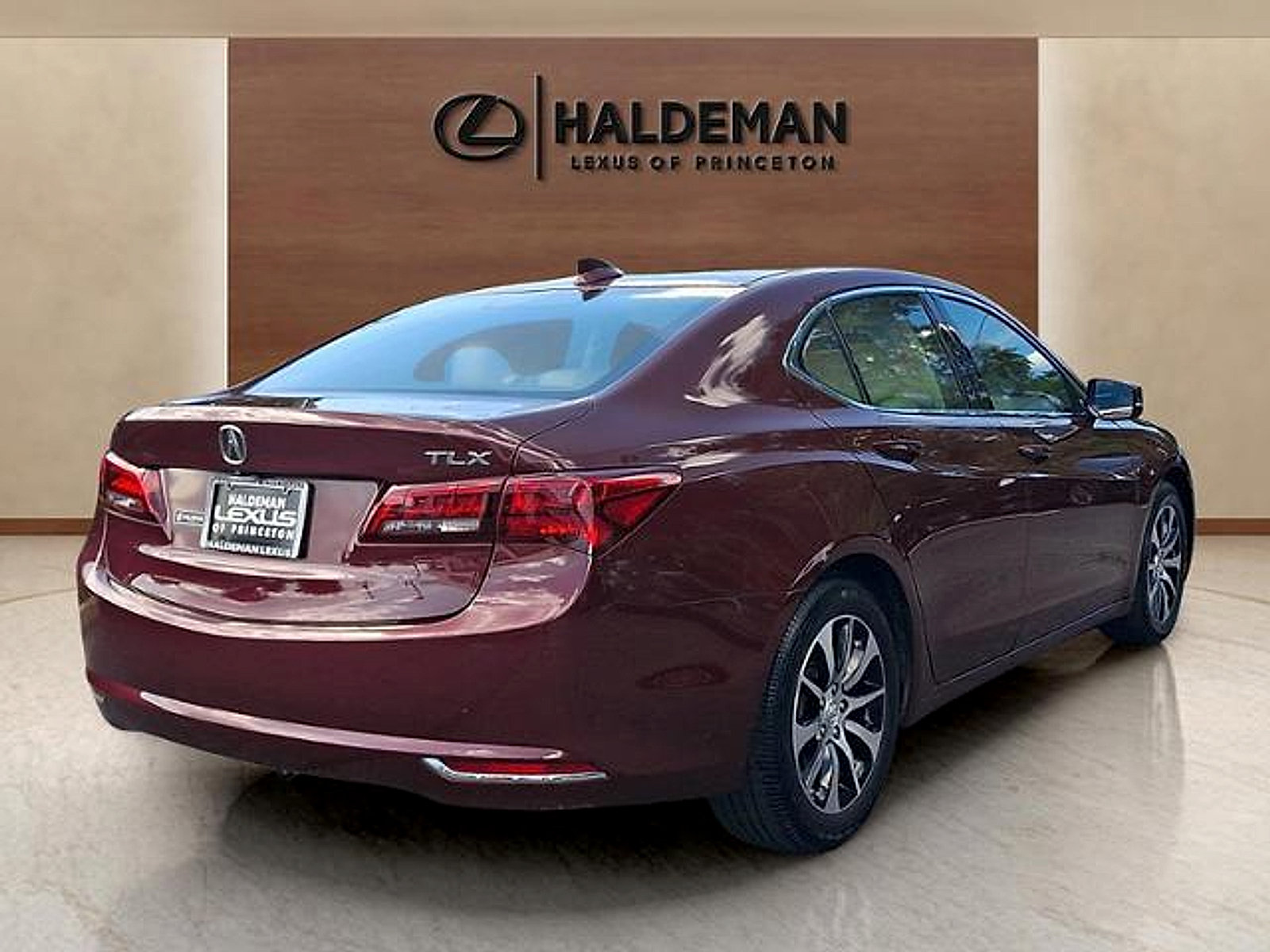 Used 2015 Acura TLX FWD image 6