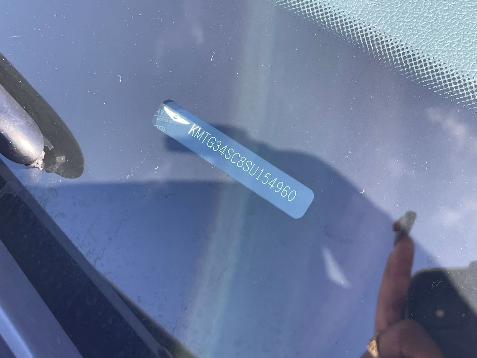 Used 2025 Genesis G70 2.5T image 29