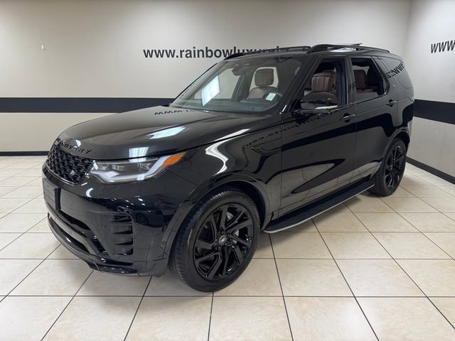 Used 2024 Land Rover Discovery Dynamic SE AWD/4WD image 3