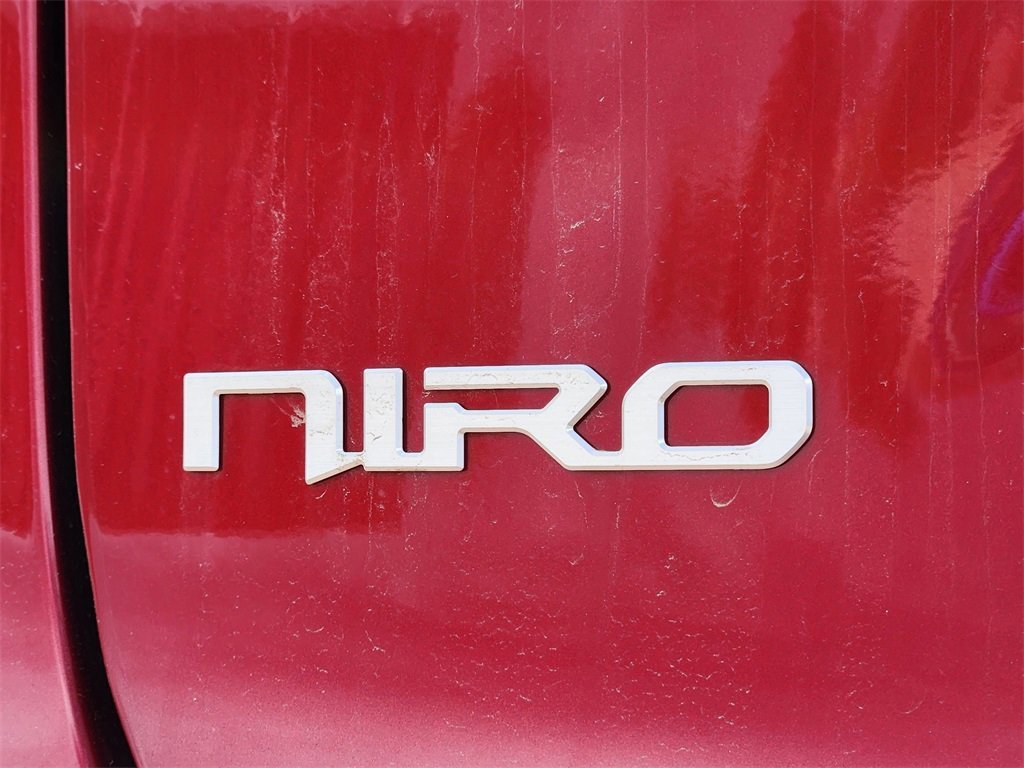 New 2025 Kia Niro EX Touring image 7