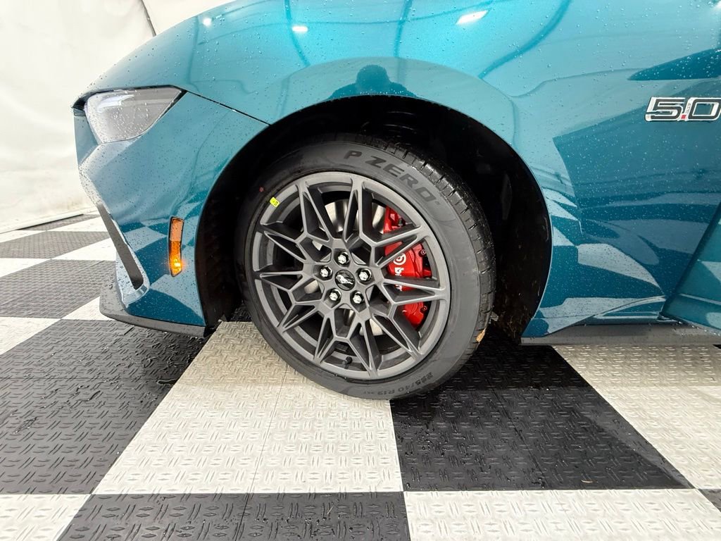 New 2026 Ford Mustang GT Premium w/ GT Performance Package image 9