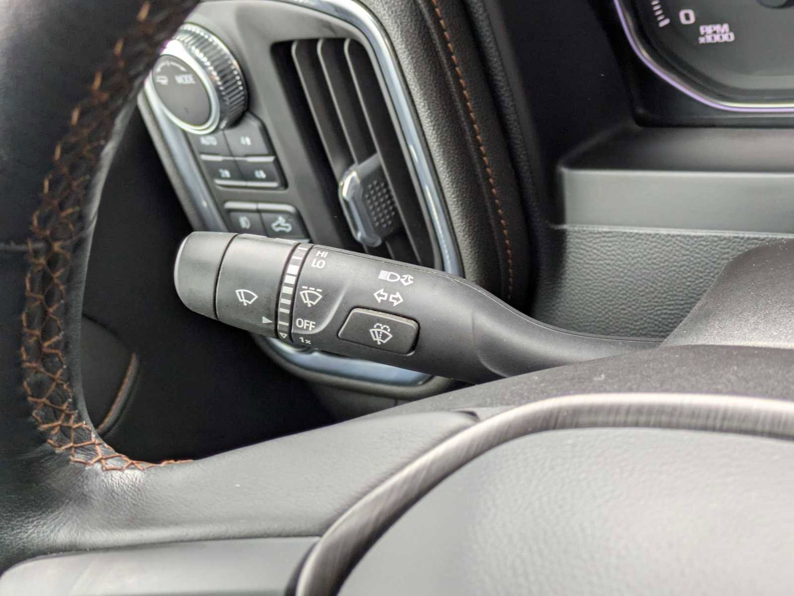 Used 2022 GMC Sierra 1500 AT4 w/ AT4 Preferred Package AWD/4WD image 27