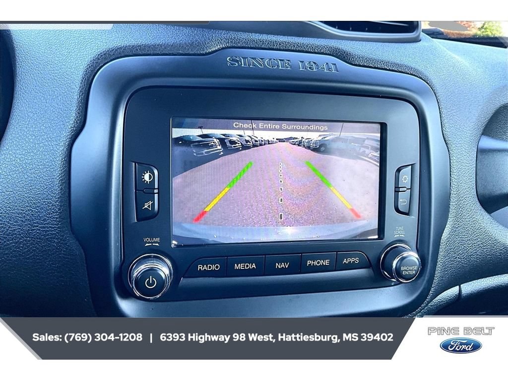 Used 2017 Jeep Renegade Limited AWD/4WD image 15