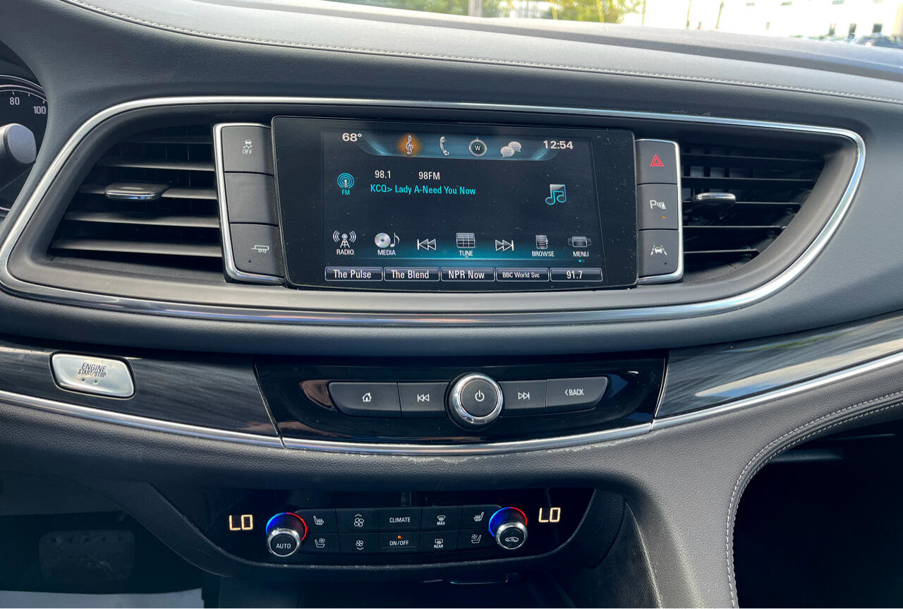 Used 2018 Buick Enclave Premium w/ Experience Buick Package image 11