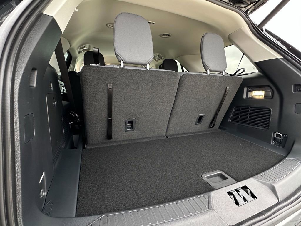 New 2026 Ford Explorer Active image 52