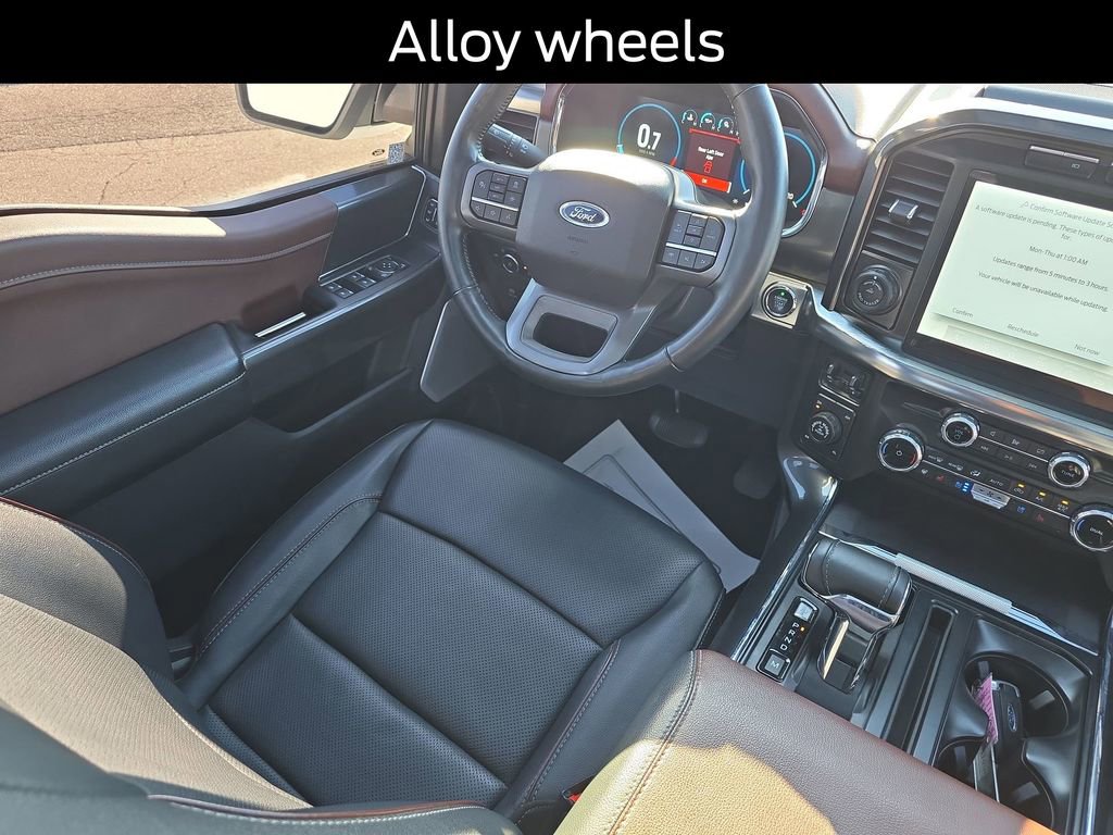 Used 2022 Ford F150 Lariat w/ Equipment Group 502A High image 17