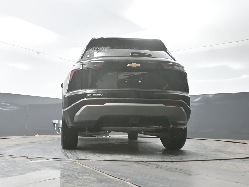 Used 2025 Chevrolet Equinox LT FWD image 32
