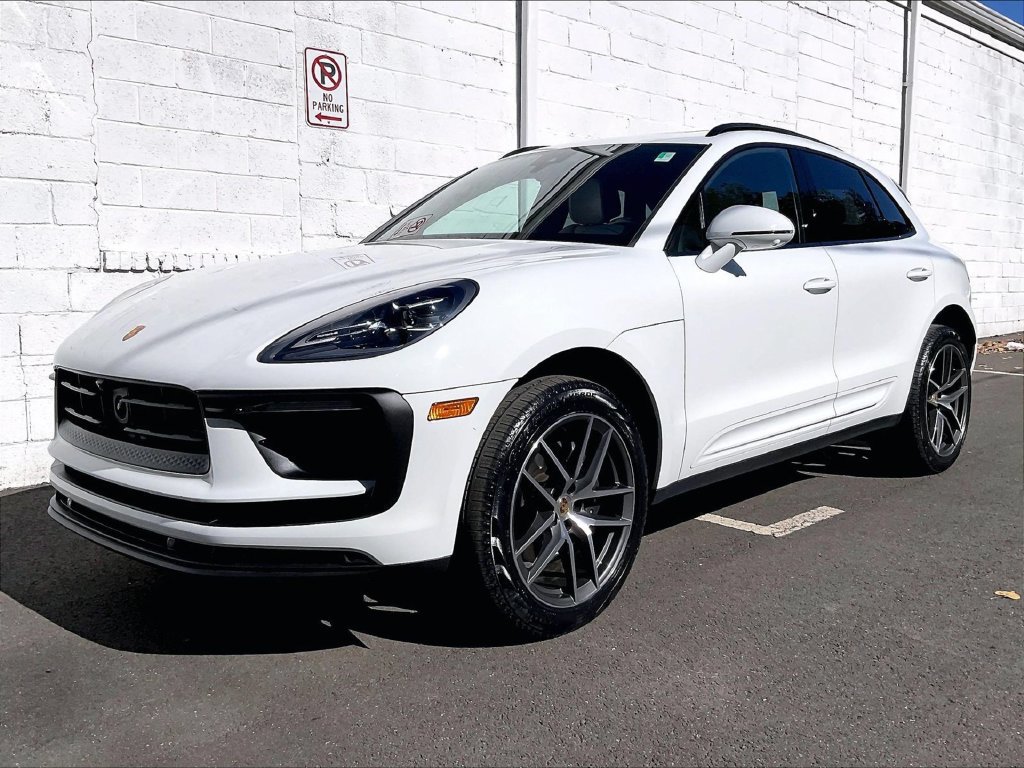 Certified 2023 Porsche Macan